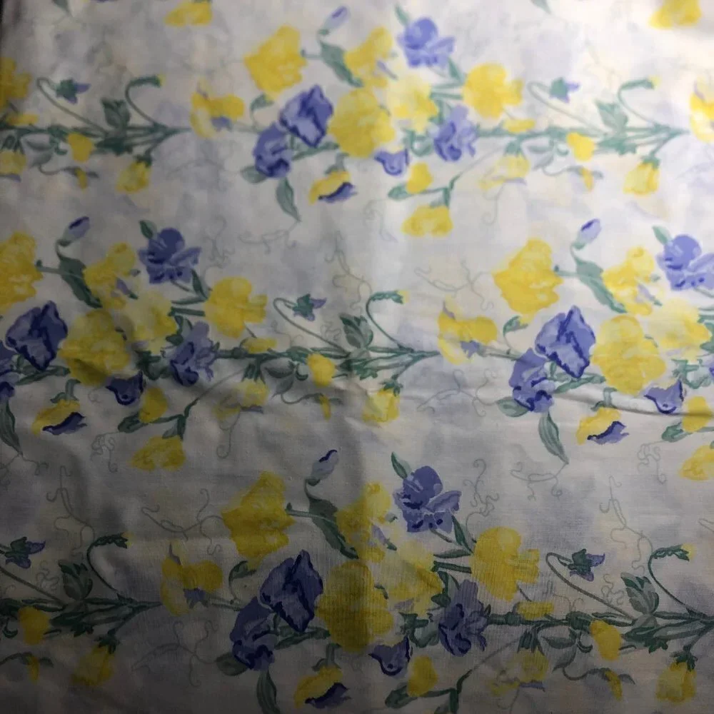 🛒 $25 4 yards Quilt Cotton Fabric Material - Purple and Yellow Floral #4111